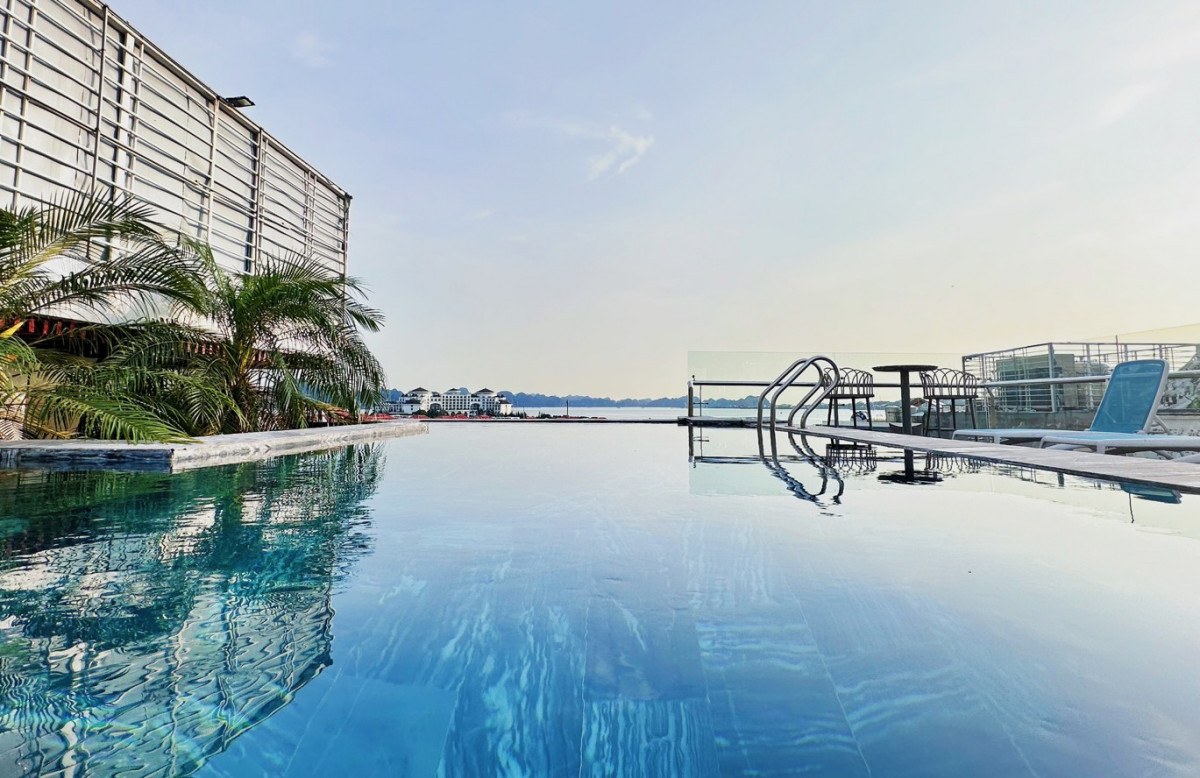 GREEN SUITE HALONG — фото 6