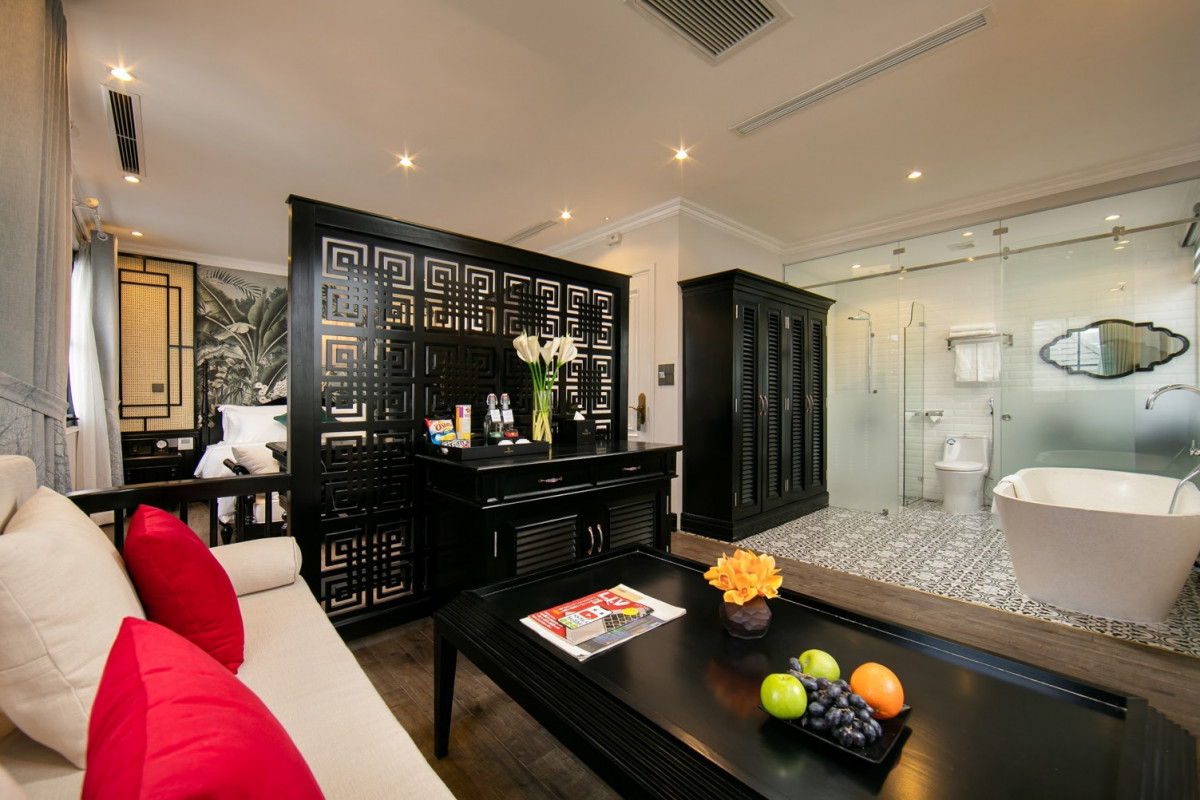 GREEN SUITE HALONG — фото 13