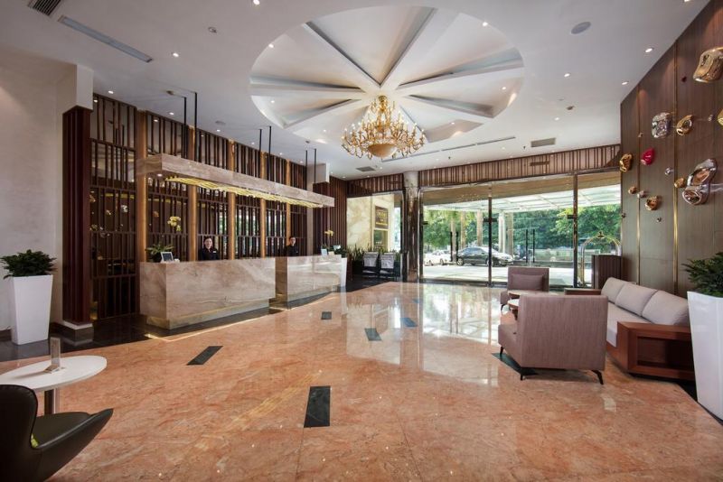 LAKE SIDE HOTEL — фото 3