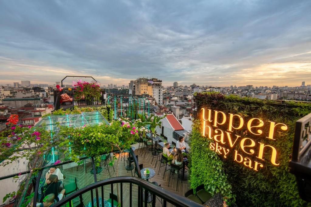 MAY DE VILLE CROWN HOTEL AND SPA HANOI — фото 3