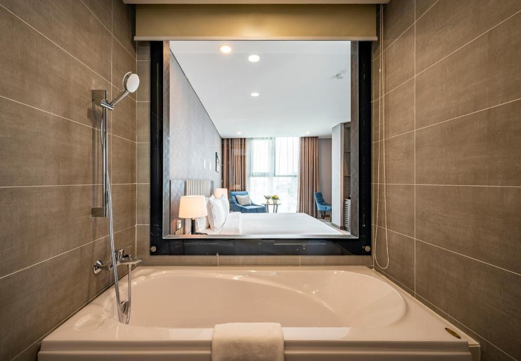 MUONG THANH LUXURY SAIGON HOTEL — фото 18