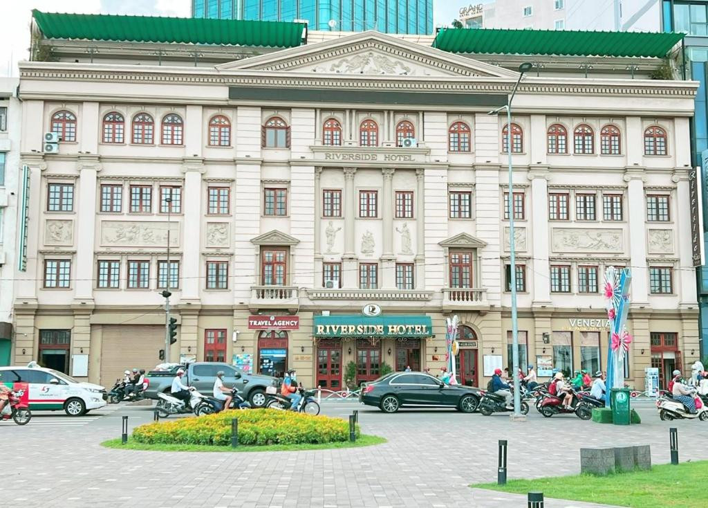 RIVERSIDE HOTEL SAIGON  — фото 2