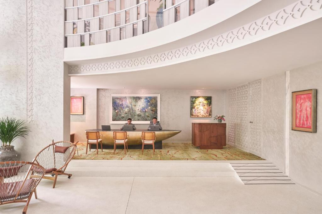SILVERLAND MAY HOTEL — фото 3