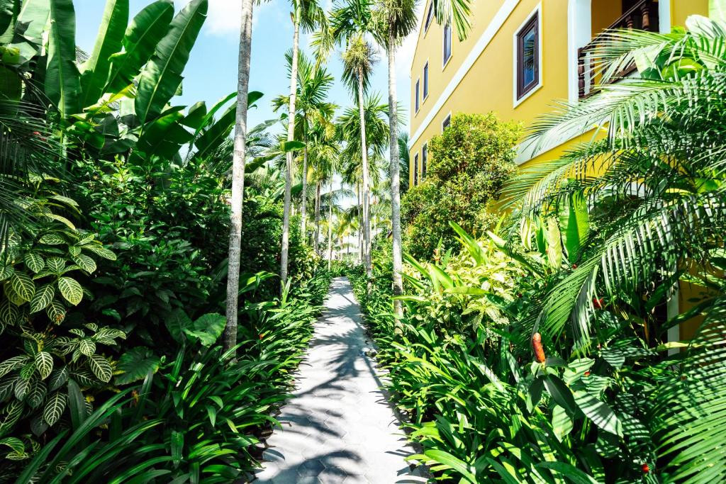 LA SIESTA RESORT & SPA — фото 18