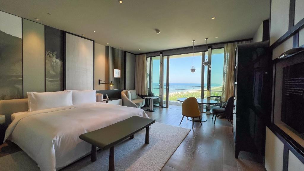 NEW WORLD HOIANA BEACH & RESORT — фото 8