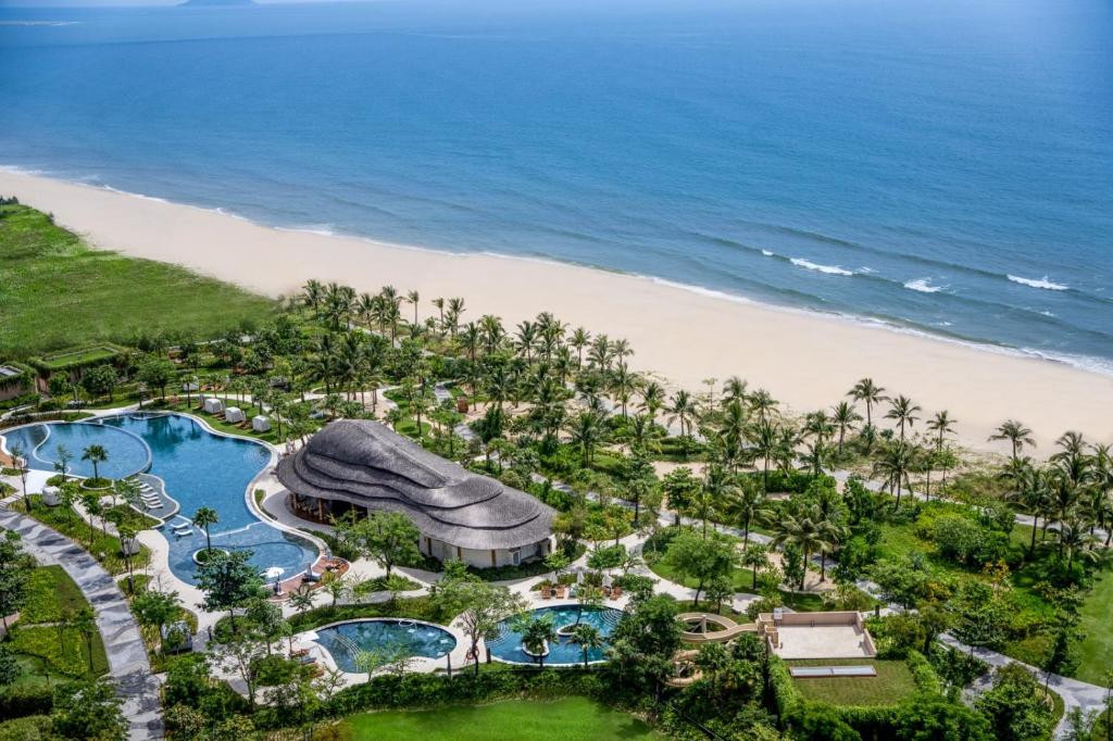 NEW WORLD HOIANA BEACH & RESORT — фото 15