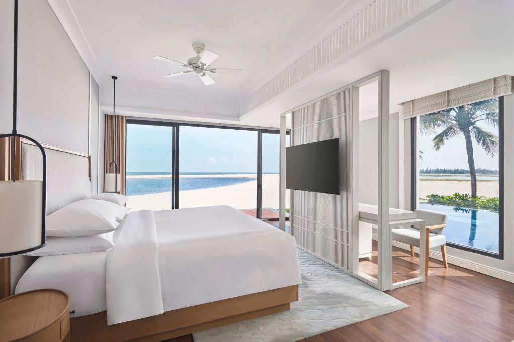 RENAISSANCE HOI AN RESORT & SPA — фото 2