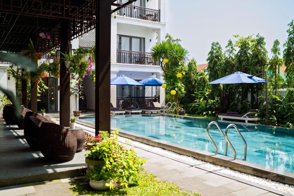 WHITE LOTUS HOIAN — фото 10