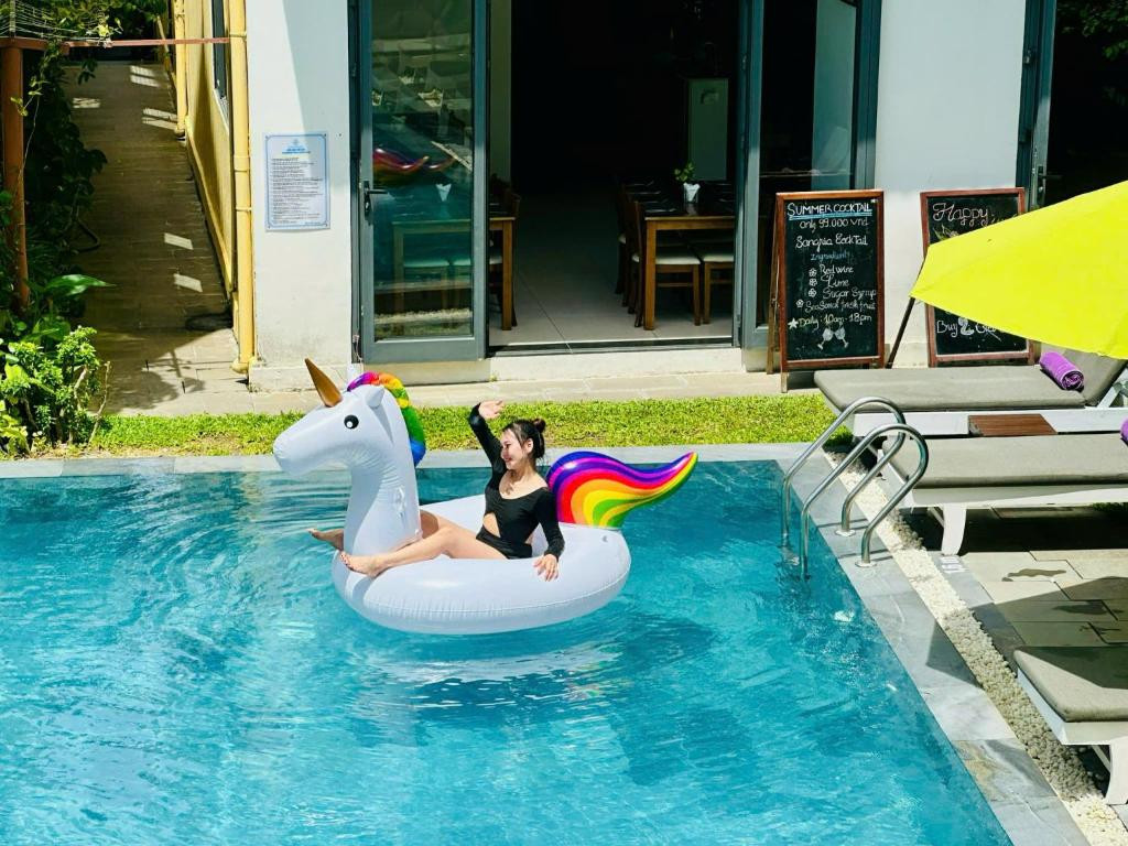 WHITE LOTUS HOIAN — фото 12