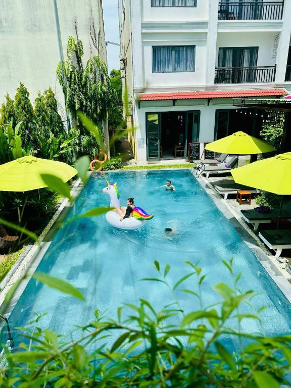WHITE LOTUS HOIAN — фото 13