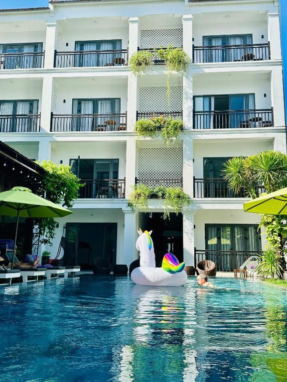 WHITE LOTUS HOIAN — фото 15