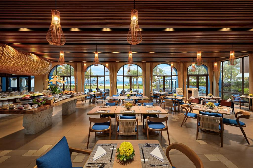 WYNDHAM HOI AN ROYAL BEACHFRONT RESORT & VILLAS — фото 3