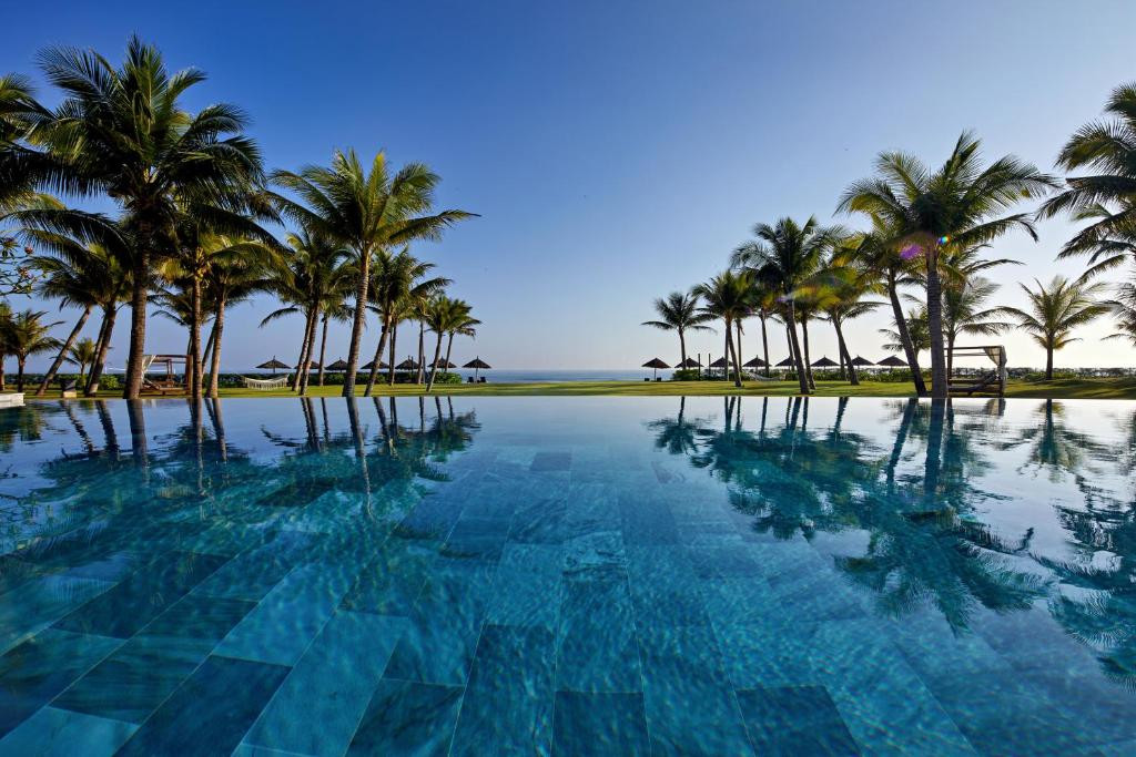 WYNDHAM HOI AN ROYAL BEACHFRONT RESORT & VILLAS — фото 5