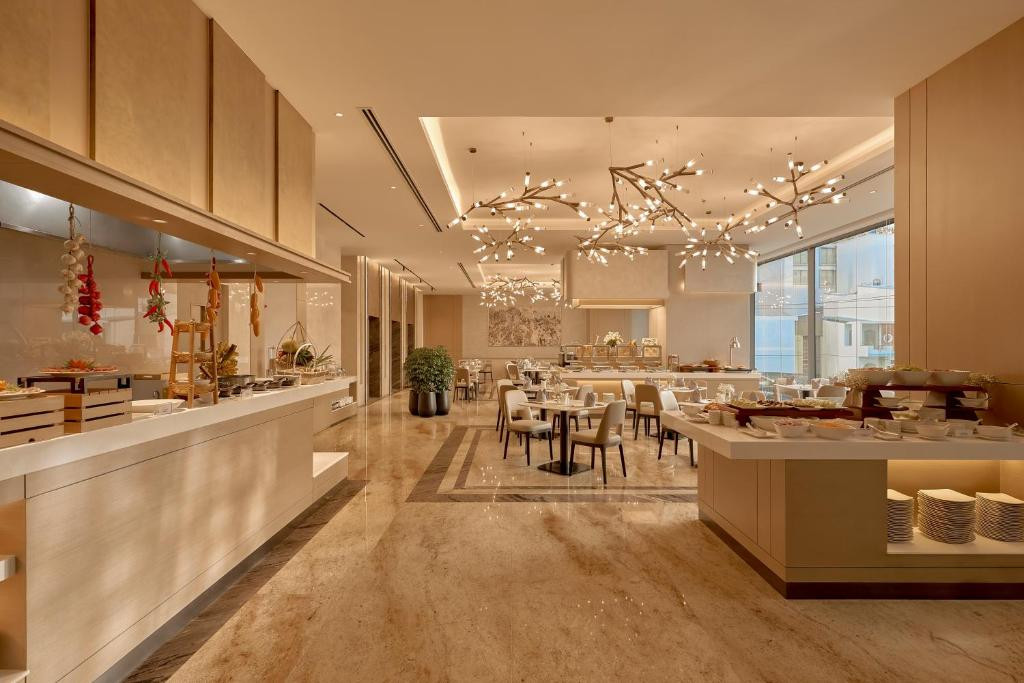 ADAMAS BOUTIQUE — фото 14
