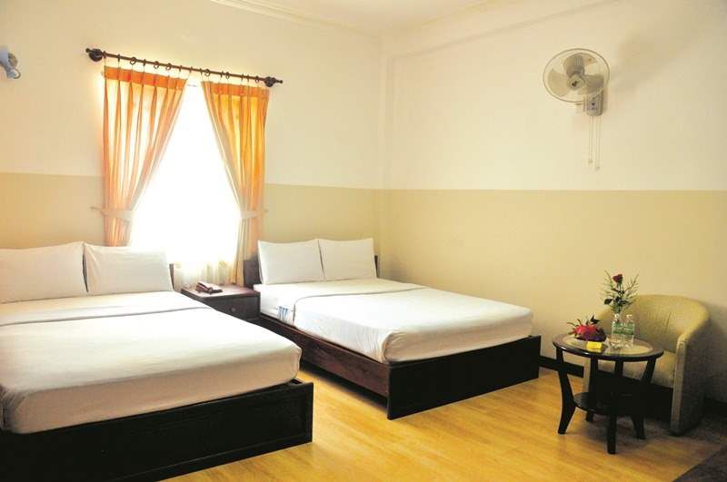 AMY HOTEL