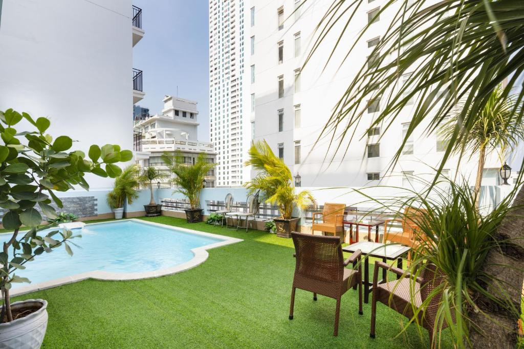 CENTERSEA HOTEL
