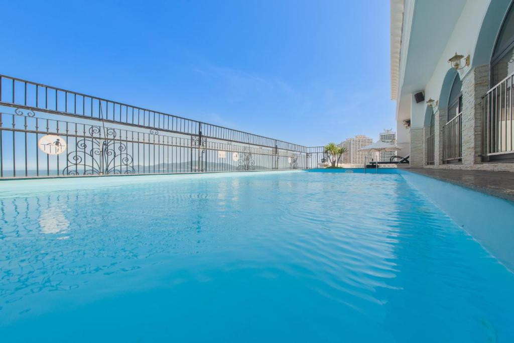 DAPHOVINA HOTEL (EX. ASTON HOTEL NHA TRANG) — фото 8