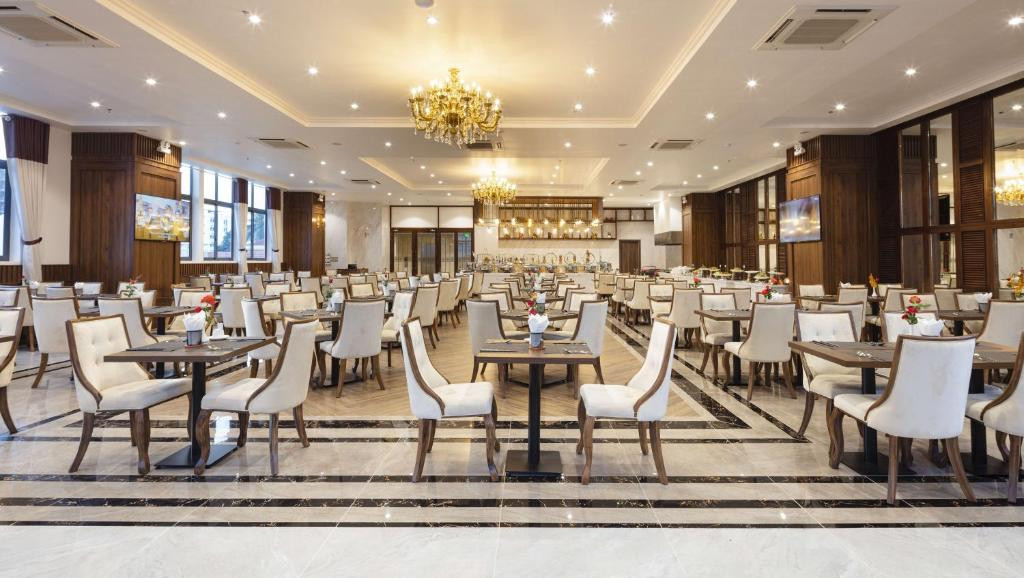 DAPHOVINA HOTEL (EX. ASTON HOTEL NHA TRANG) — фото 17