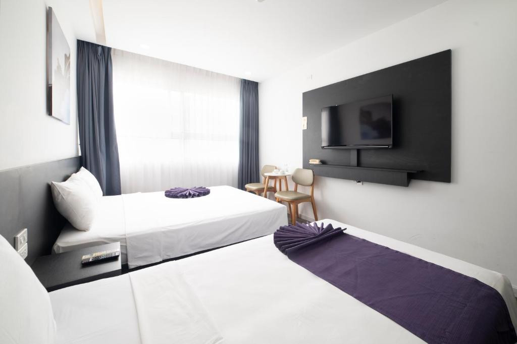 DOLPHIN HOTEL — фото 4
