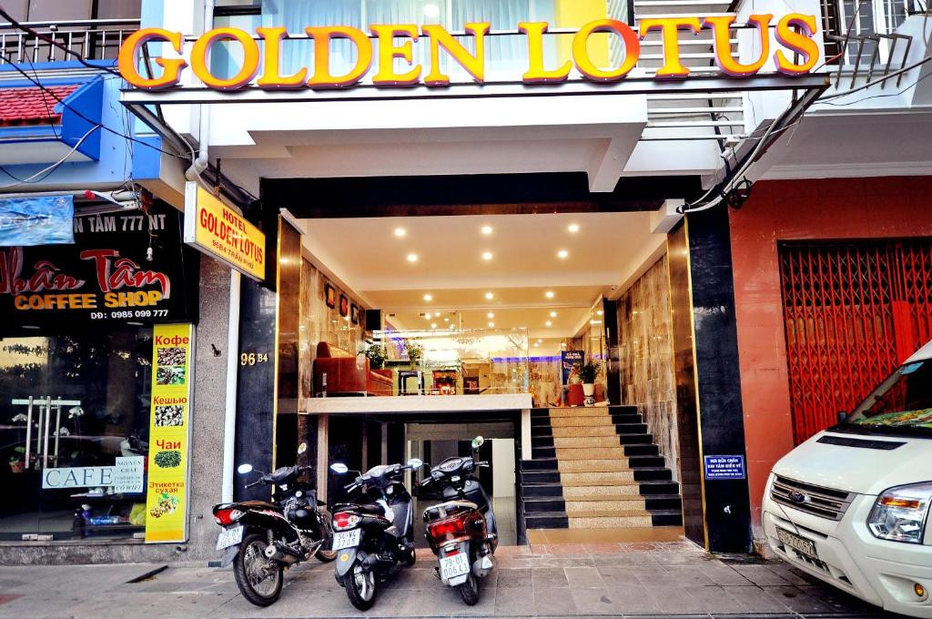 GOLDEN LOTUS — фото 9