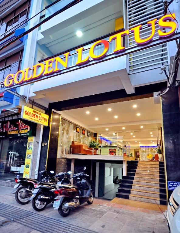 GOLDEN LOTUS — фото 10