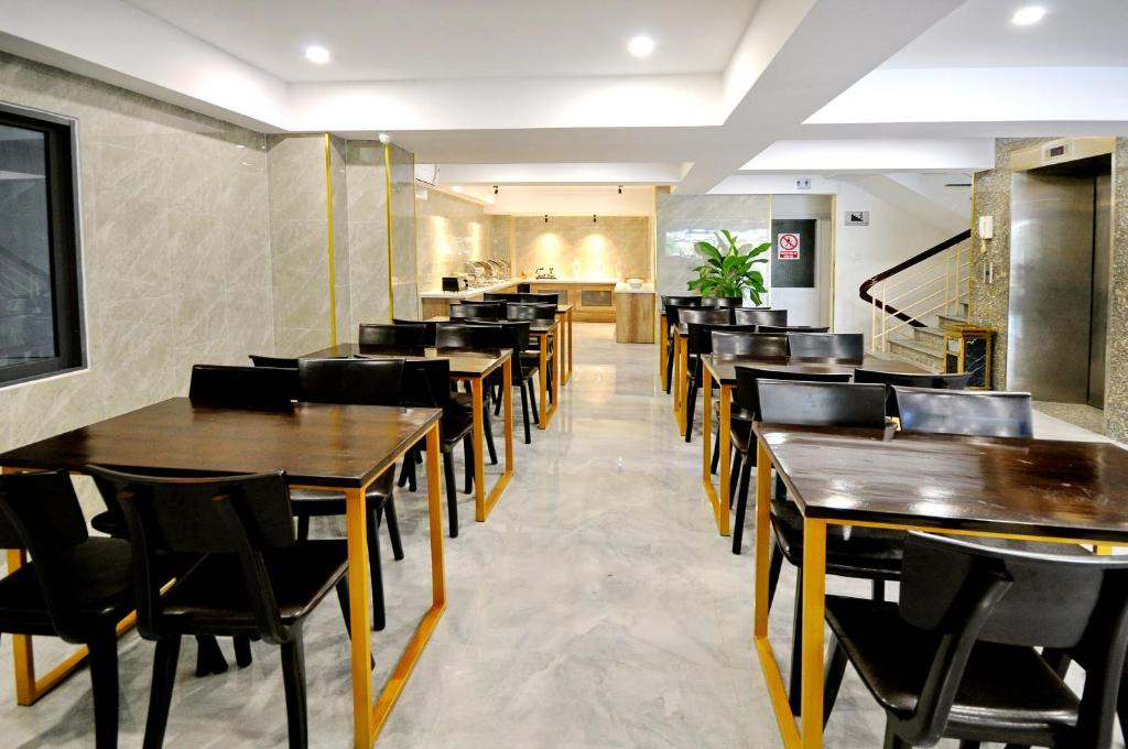 GOLDEN LOTUS — фото 13