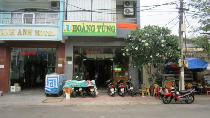 HOANG TUNG