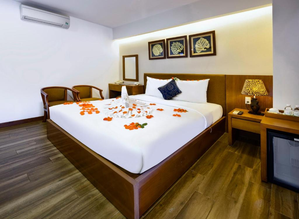SAPHIA HOTEL NHA TRANG (EX. SOHO HOTEL) — фото 16