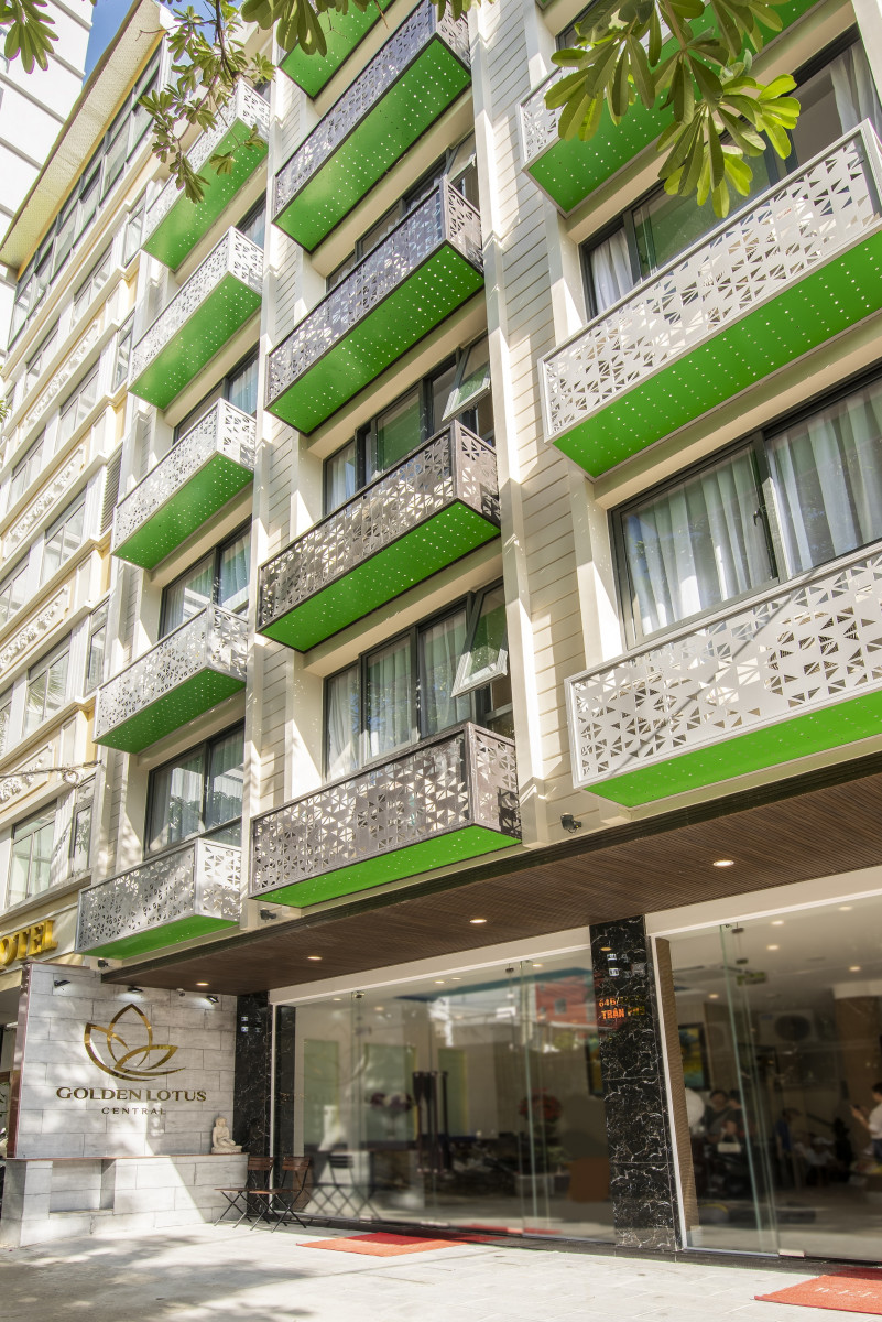 TITAN HOTEL (EX. GOLDEN LOTUS CENTRAL) — фото 2