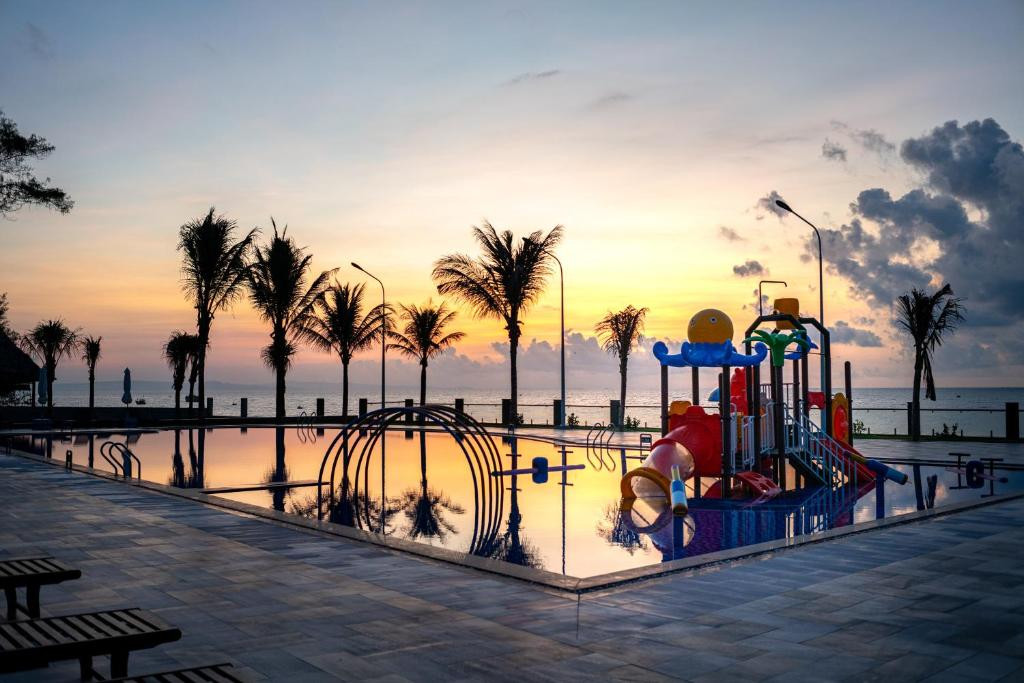 BLOOMING LOTUS RESORT — фото 2