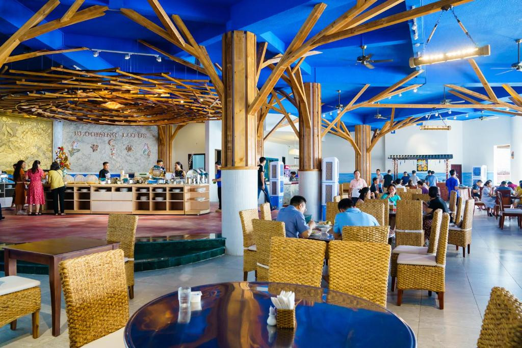BLOOMING LOTUS RESORT — фото 3