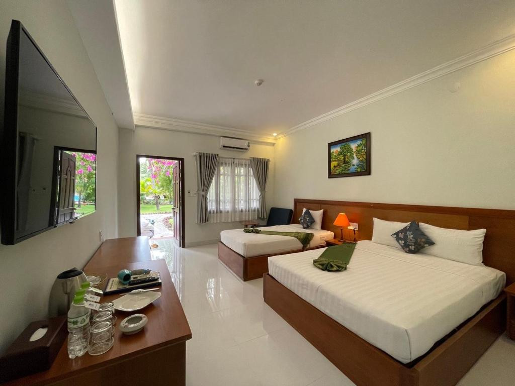 BON BIEN RESORT (FOUR OCEANS)