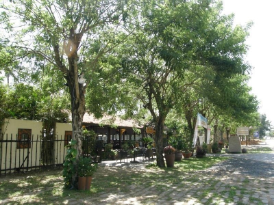 GOLDEN SAIL HOTEL & RESTAURANT