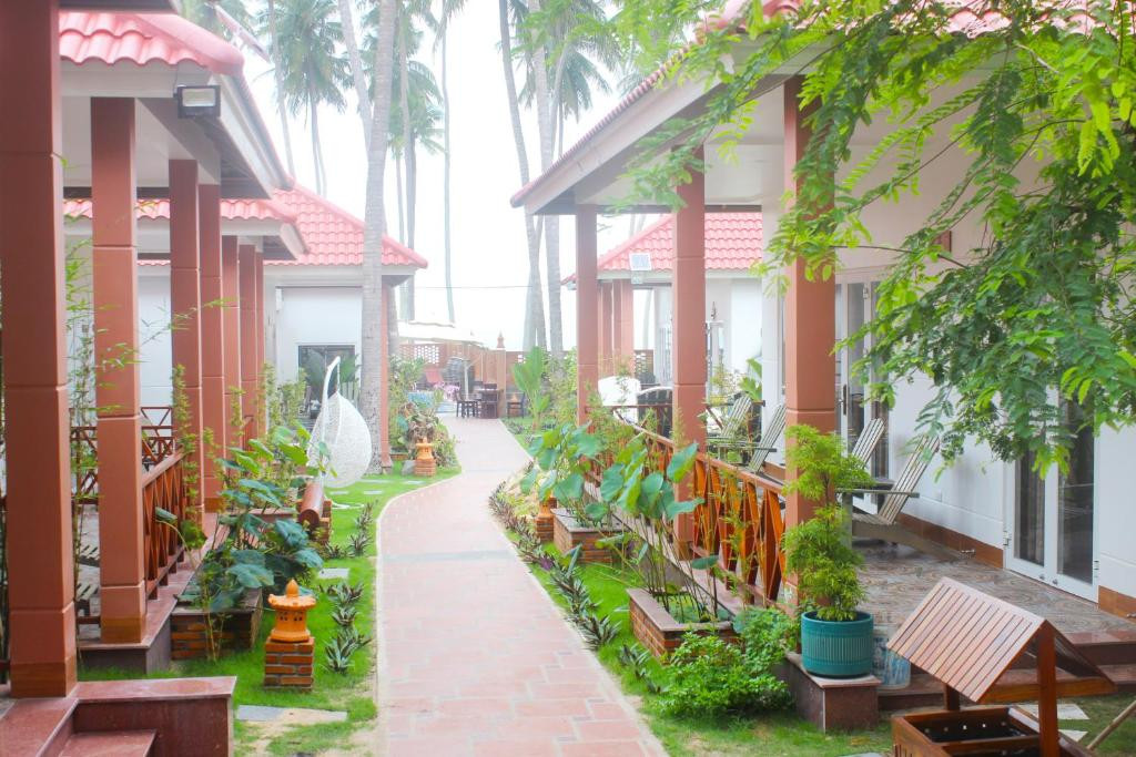 LOTUS GARDEN RESORT — фото 12