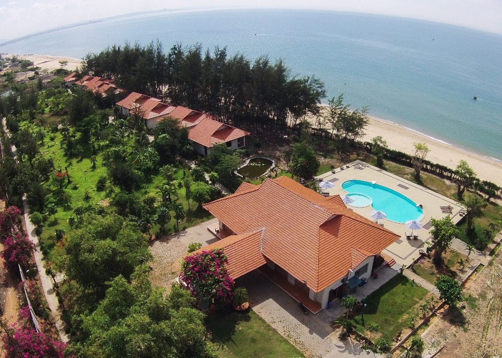 MAXIVIC RESORT (EX. SKY STAR RESORT)