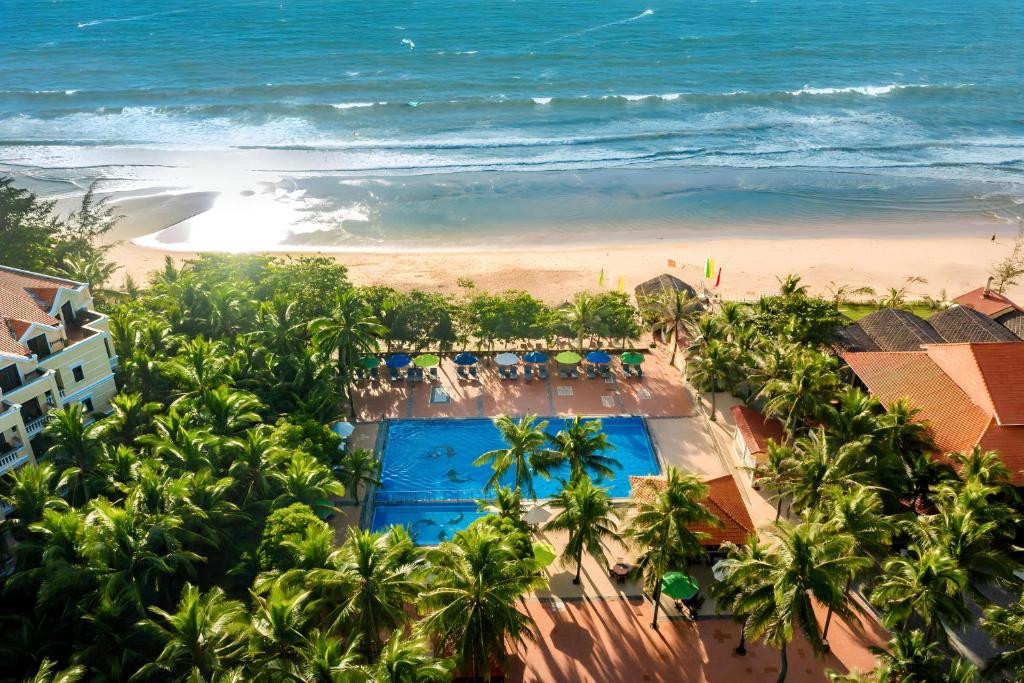SEA LION BEACH RESORT & SPA (EX.DESSOLE BEACH RESORT MUI NE) — фото 6