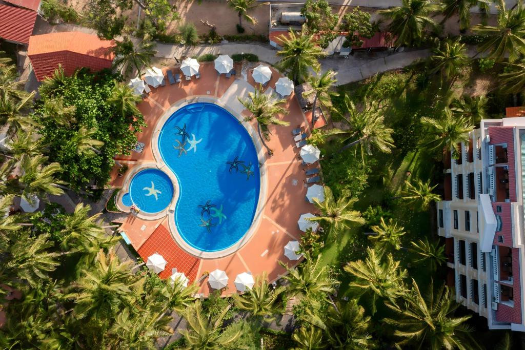 SEA LION BEACH RESORT & SPA (EX.DESSOLE BEACH RESORT MUI NE) — фото 8