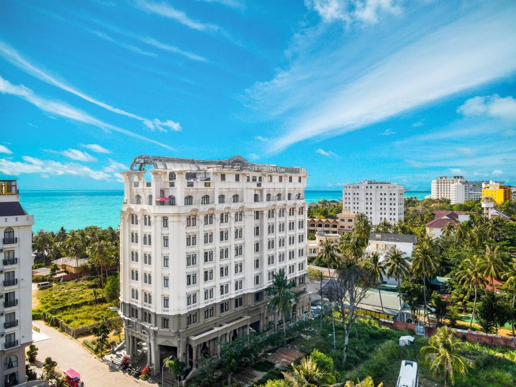 AVS HOTEL