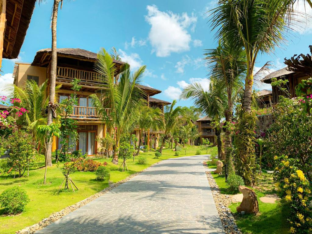 GRAND OCEAN BAY RESORT & SPA PHU QUOC