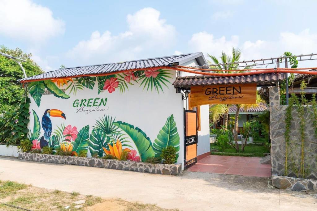 GREEN BUNGALOW  — фото 15