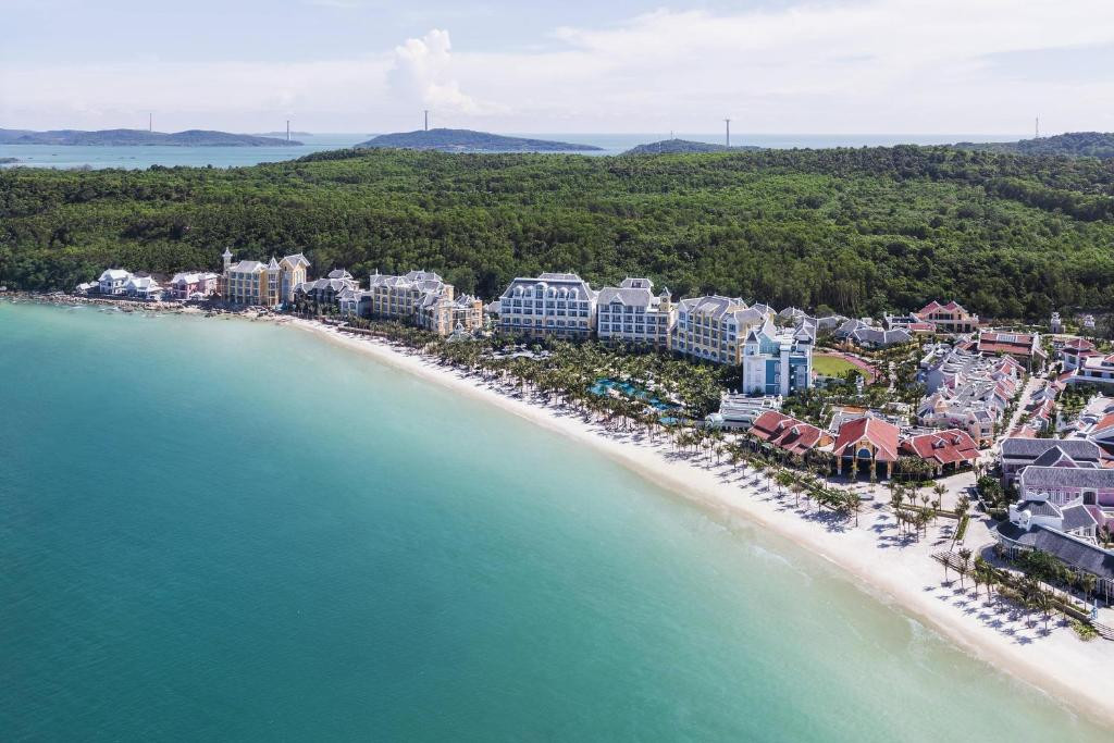 JW MARRIOTT PHU QUOC EMERALD BAY RESORT & SPA — фото 2