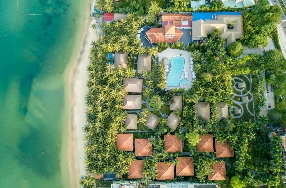 L'AZURE RESORT AND SPA (EX.SASCO BLUE LAGOON RESORT)