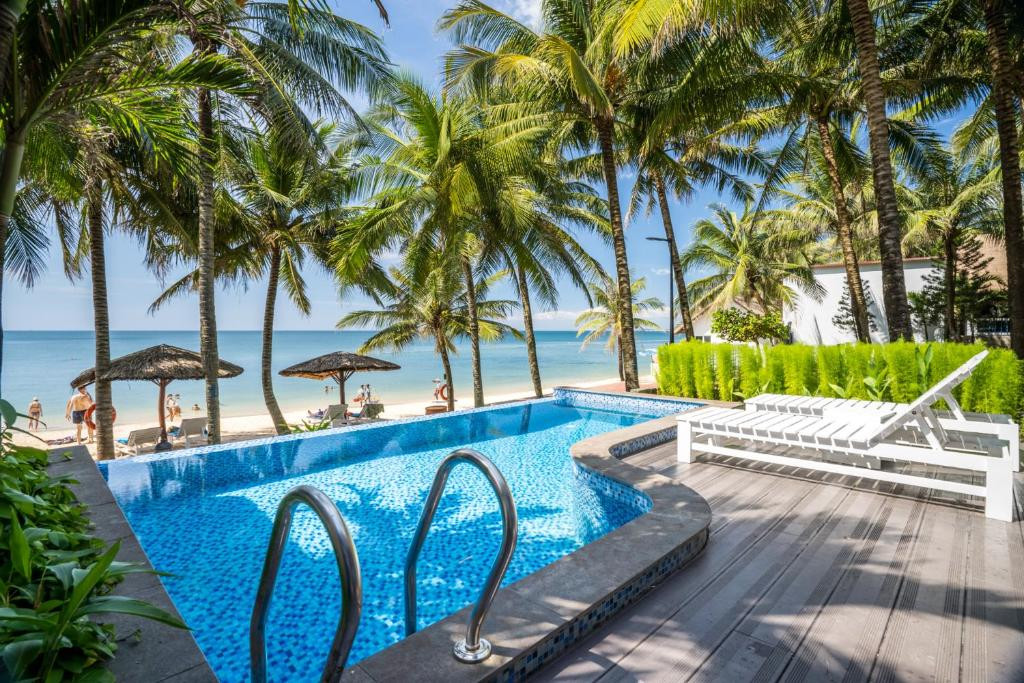 L'AZURE RESORT AND SPA (EX.SASCO BLUE LAGOON RESORT) — фото 6