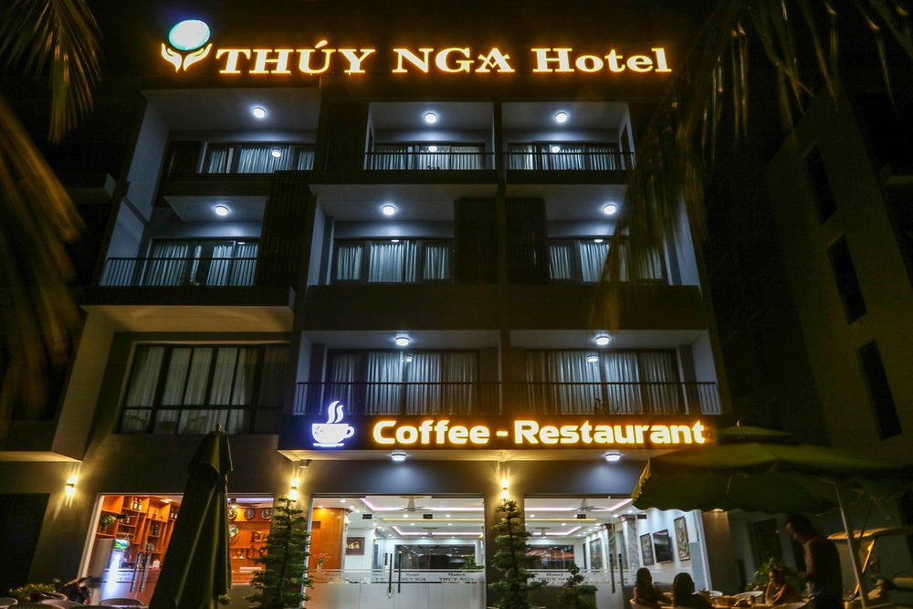 SELINA HOTEL (THUY NGA HOTEL)