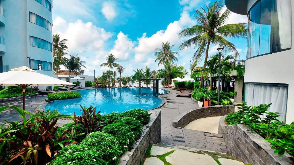 SUNSET BEACH RESORT AND SPA — фото 2