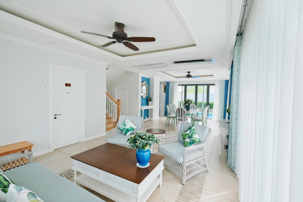 SUNSET SANATO RESORT & VILLAS — фото 2