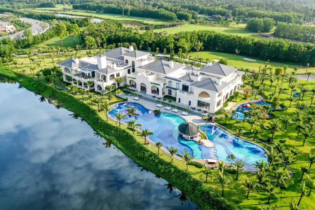 VINPEARL WONDERWORLD PHU QUOC (EX. VINPEARL DISCOVERY 1)