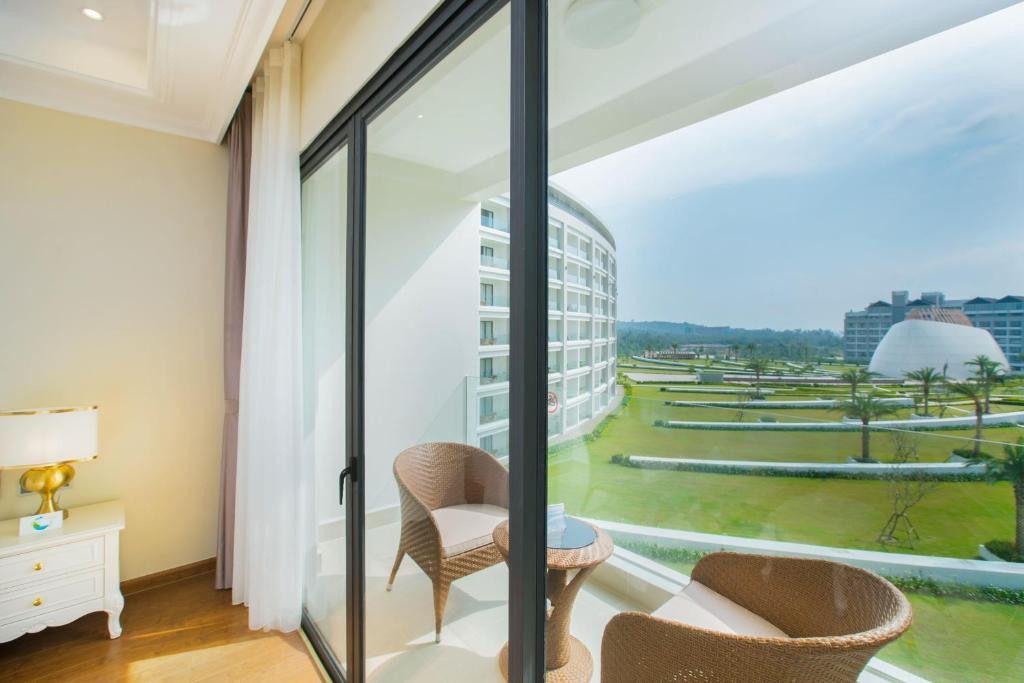 WYNDHAM GRAND PHU QUOC (EX. VINOASIS PHU QUOC RESORT) — фото 15